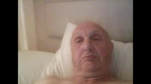 Snapshot of herdsman3 chatting on May 2, 9:53 pm herdsman3 online show from May 2, 9:53 pm