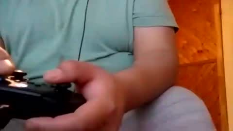 Snapshot of hereforbootyyy chatting on December 8, 6:17 pm Hereforbootyyyy online show from December 8, 6:17 pm