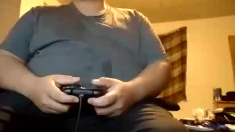 Snapshot of hereforbootyyy chatting on January 2, 7:33 am Hereforbootyyyy online show from January 2, 7:33 am