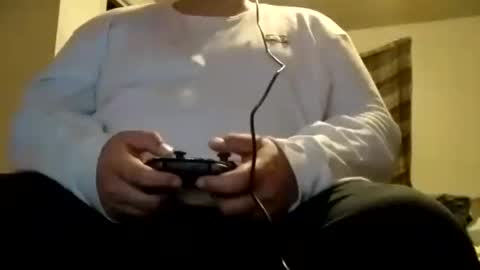 Snapshot of hereforbootyyy chatting on February 24, 1:24 am Hereforbootyyyy online show from February 24, 1:24 am