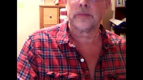 Snapshot of hereford66 chatting on October 23, 4:17 pm hereford66 online show from October 23, 4:17 pm