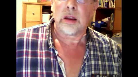 Snapshot of hereford66 chatting on November 18, 7:29 pm hereford66 online show from November 18, 7:29 pm