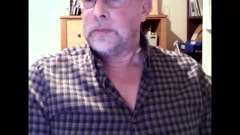 Snapshot of hereford66 chatting on March 7, 10:01 am hereford66 online show from March 7, 10:01 am
