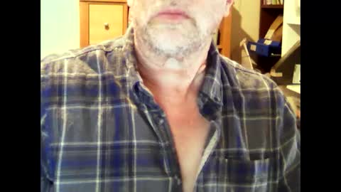 Snapshot of hereford66 chatting on April 5, 10:45 am hereford66 online show from April 5, 10:45 am