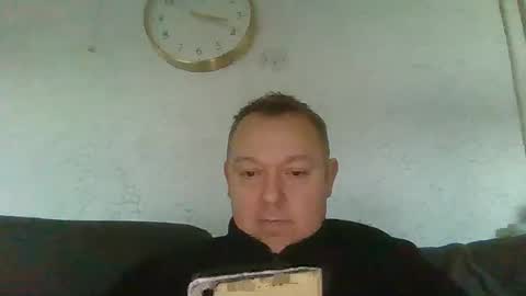 Snapshot of heretoserveyouall chatting on January 2, 3:19 pm heretoserveyouall online show from January 2, 3:19 pm