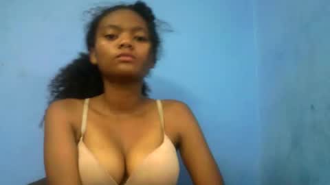 herisse01 online show from March 27, 10:37 am