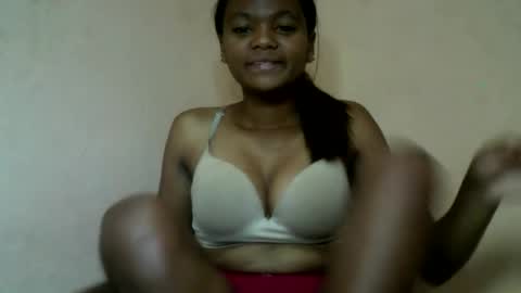 herisse01 online show from June 6, 7:51 pm