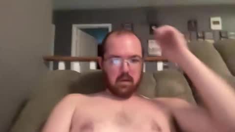 Snapshot of herkimer95 chatting on October 28, 12:19 pm herkimer95 online show from October 28, 12:19 pm