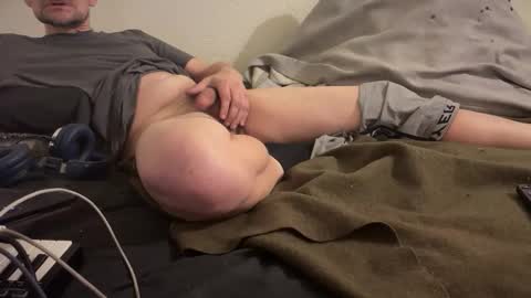 Snapshot of herman1995 chatting on November 18, 12:16 am public pervert online show from November 18, 12:16 am