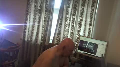 mature online show from January 8, 10:04 am