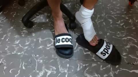 Hermes Van online show from February 17, 5:59 am