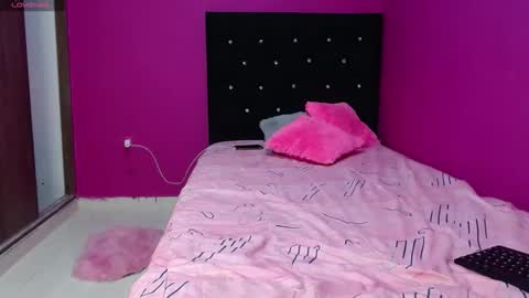 Alana online show from February 5, 10:44 pm