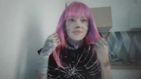 SatanGirl online show from December 17, 11:38 am