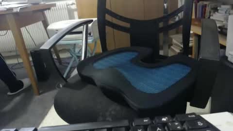 hero0111 online show from February 6, 1:21 pm