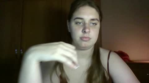 hess_luna_ online show from September 25, 9:13 am