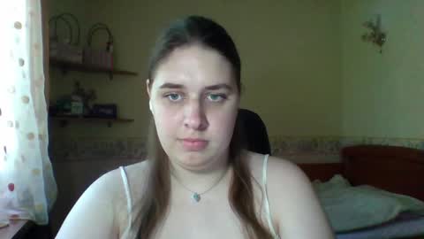 Snapshot of hess_luna_ chatting on May 22, 9:04 am hess_luna_ online show from May 22, 9:04 am