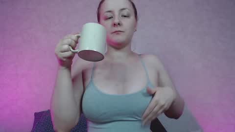 Snapshot of hesssa chatting on January 23, 1:24 pm Hesssa Prime time  The broadcasts start at 3am and 3 pm London time  online show from January 23, 1:24 pm