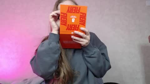 Snapshot of hesssa chatting on October 14, 4:02 am Hesssa Prime time  The broadcasts start at 3am and 3 pm London time  online show from October 14, 4:02 am