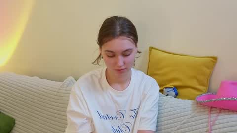 Snapshot of hettiesalsa chatting on June 5, 7:14 am Jane online show from June 5, 7:14 am