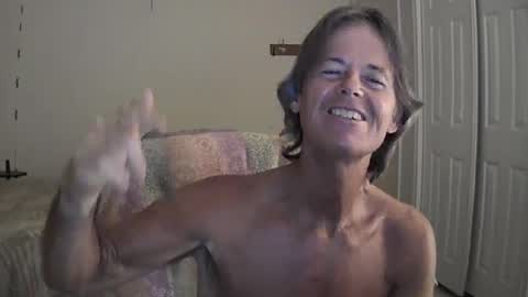 hewes1 online show from June 26, 12:59 am