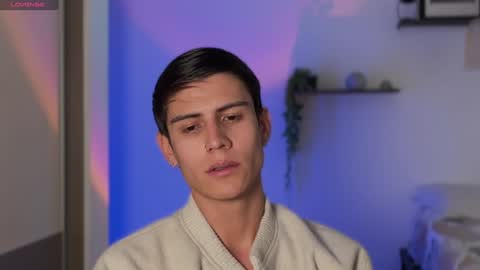 hey_cesard online show from December 4, 7:12 pm