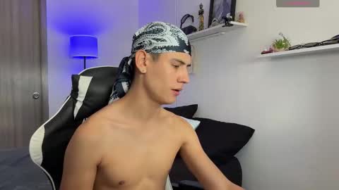 hey_cesard online show from October 17, 3:25 pm