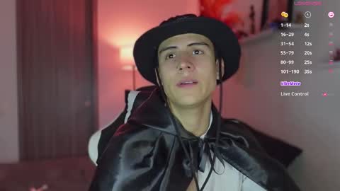 hey_cesard online show from October 31, 11:28 pm