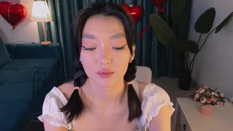 Audrey online show from February 15, 2:55 pm