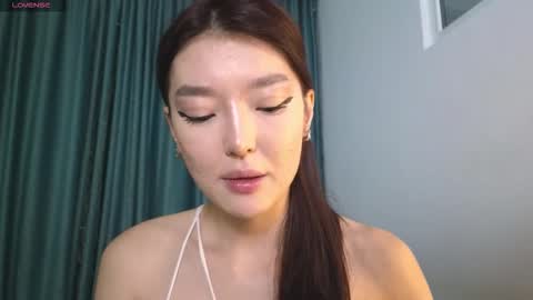 Audrey online show from November 22, 2:38 pm