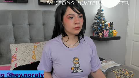 Noraly  online show from December 10, 5:11 pm