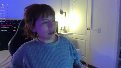 Noraly  online show from September 30, 4:06 am