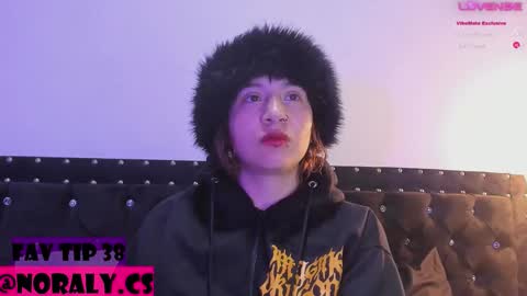 Noraly  online show from December 2, 4:07 am