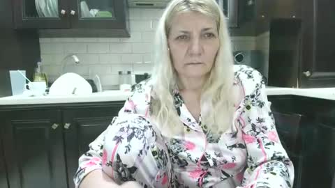 Heyheygrey online show from April 24, 8:44 pm