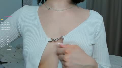 Laura online show from March 21, 6:44 pm