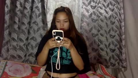 hi_there99 online show from January 15, 11:30 pm