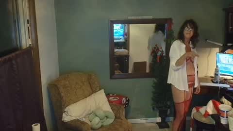 hidden_gold_milf online show from November 30, 7:34 am