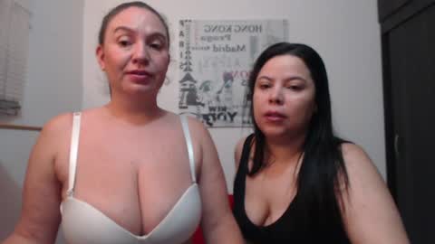 Tinna online show from August 6, 10:39 am