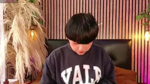 hiddenhotcake online show from April 20, 7:04 pm