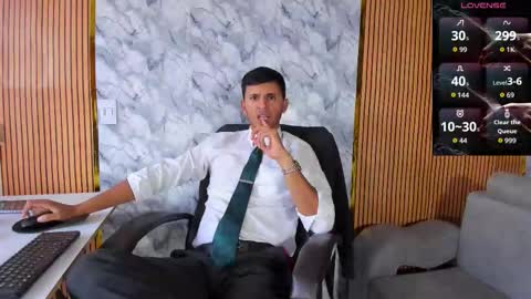 Snapshot of hiddenoffice chatting on September 13, 10:20 pm George online show from September 13, 10:20 pm