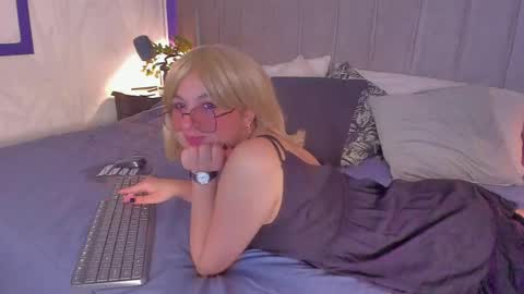 Snapshot of hidori_rem chatting on May 15, 3:24 am hidori_rem online show from May 15, 3:24 am