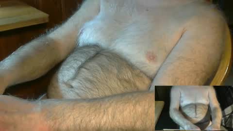 Snapshot of higgins11 chatting on December 7, 2:02 pm higgins11 online show from December 7, 2:02 pm