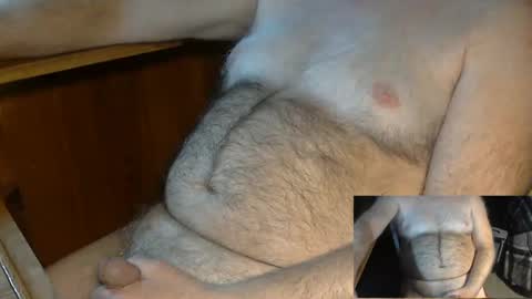 Snapshot of higgins11 chatting on December 10, 1:00 am higgins11 online show from December 10, 1:00 am