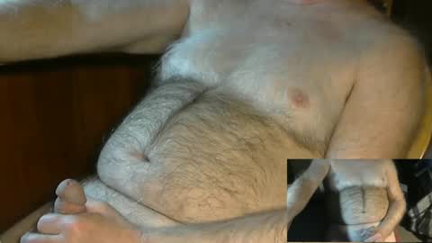 Snapshot of higgins11 chatting on December 21, 3:14 am higgins11 online show from December 21, 3:14 am