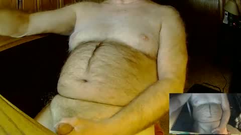 Snapshot of higgins11 chatting on February 26, 3:32 am higgins11 online show from February 26, 3:32 am