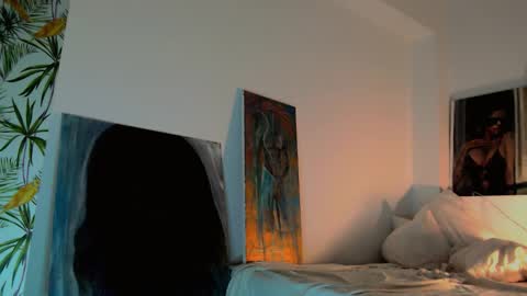 highnightz online show from October 17, 9:06 pm