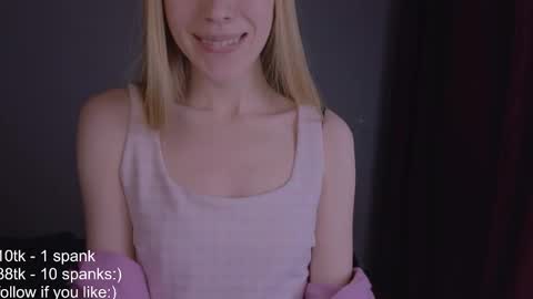 Snapshot of hihi_im_chloe chatting on January 25, 12:06 am Chloe online show from January 25, 12:06 am