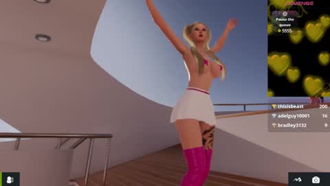 Snapshot of hikary__moon chatting on January 30, 7:48 pm Eva online show from January 30, 7:48 pm