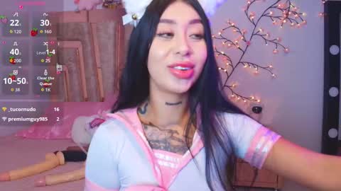 LUNA new account  FOLLOW ME online show from December 22, 10:51 pm