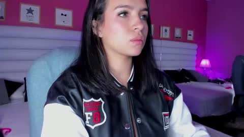 hilary_tailor online show from October 2, 11:06 am