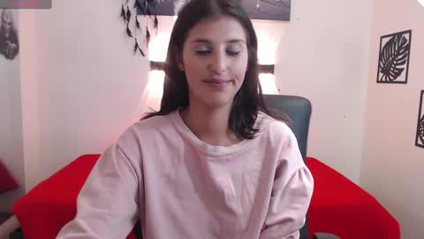 Snapshot of hilaryclowerx chatting on December 28, 6:28 am H I L A R Y online show from December 28, 6:28 am